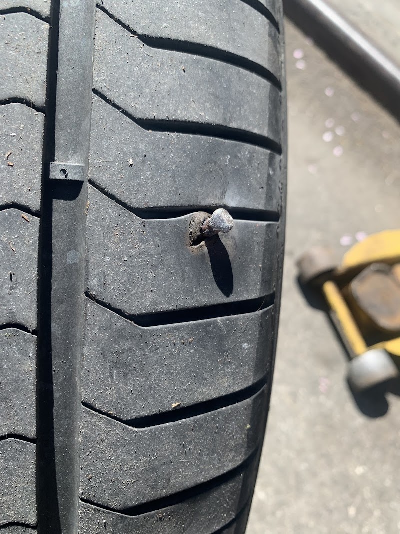 Project photo 5 by Roadside assistance & Javi Flat Fix